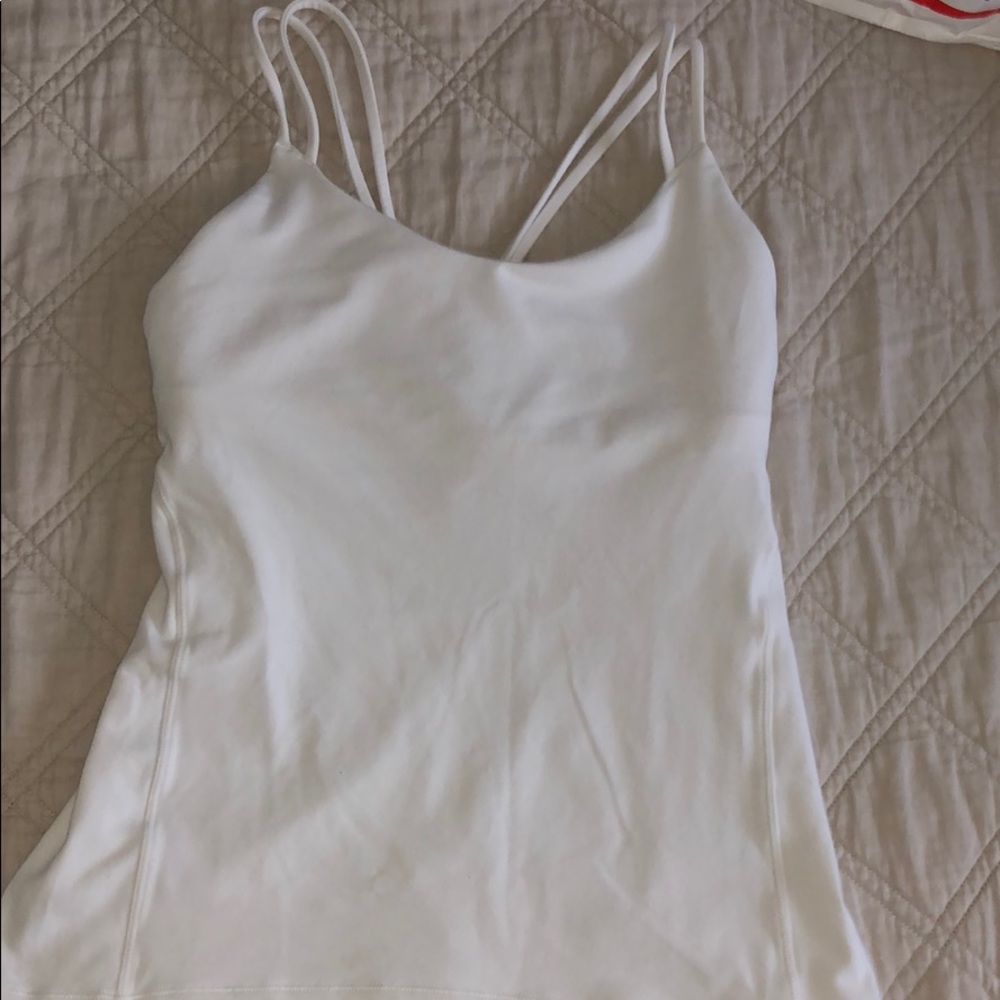 White lululemon tank